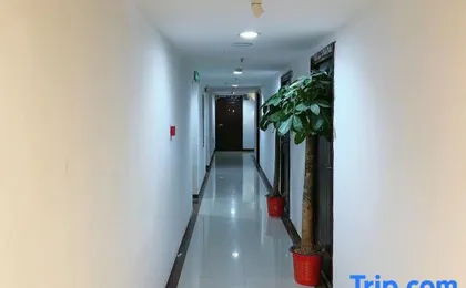 Wuyu River View Hotel