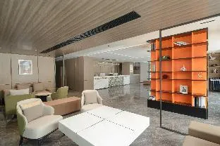 Yizhi Hotel - Xilong Subway Station Guanggang New Town