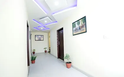Hotel Royal Sky Luxury Near Delhi Airport