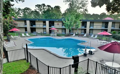 Ramada by Wyndham Jacksonville Hotel & Conference Center