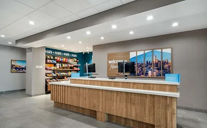 Hampton Inn & Suites by Hilton Irving DFW Airport North