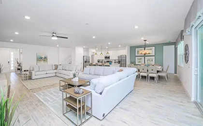 Upstay - Magic Mansion w Pool-spa-cinema-games