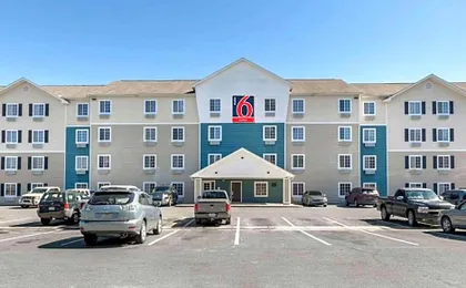 Studio 6 Extended Stay Shreveport Airport LA