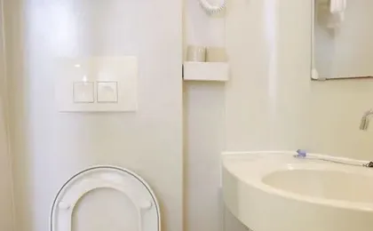 Leyu Hotel (Shanghai Pudong Liuzao)