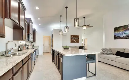 Patio & Grill: Family-friendly Lake Havasu Home