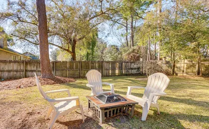 Dogs Welcome! Savannah Escape w/ Fenced-in Yard