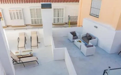 AB Apartamentos Museum