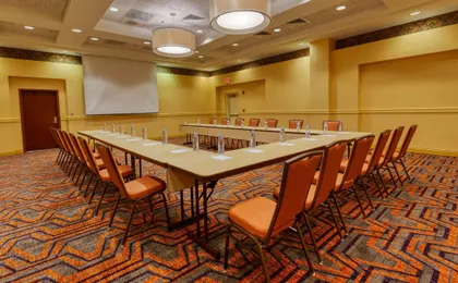Drury Inn & Suites Indianapolis Northeast