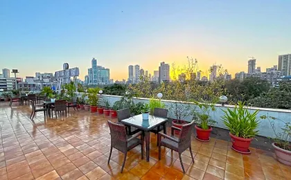 Hotel Parklane