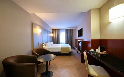 Catalonia Park Putxet Hotel