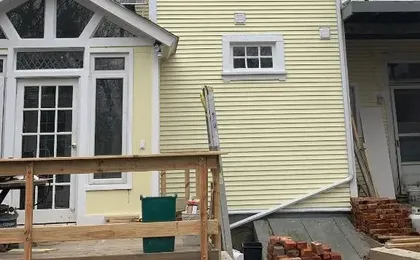 Point Breeze Guest House