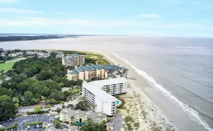 518 Seascape Waterfront Views + Community Pool