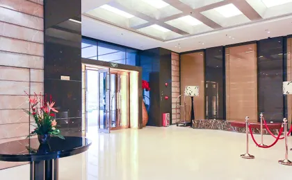 Private-Enjoyed Home Apartment Zhujiang