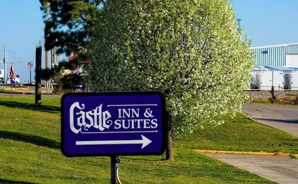 Castle Inn & Suites by Oyo Chickasha