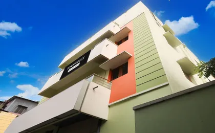Townhouse Koyambedu Metro Station