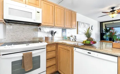 Ocean Front - Fantastic Location - Walk To Kona Town - Vrkcv