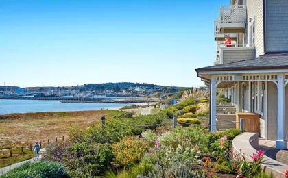 The Beach House Half Moon Bay