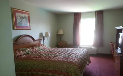 Super 8 by Wyndham Pascagoula