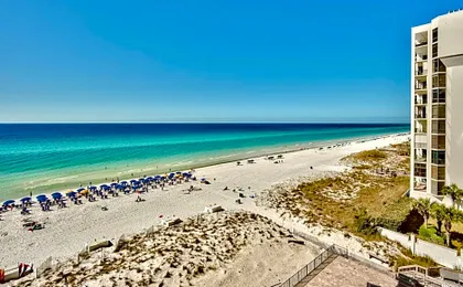 Pelican Beach Resort by Tufan