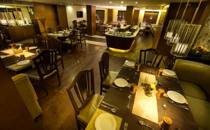 Hotel Grand Residence