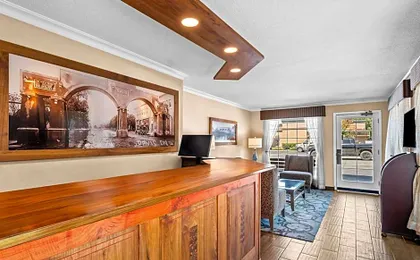 Best Western University Lodge