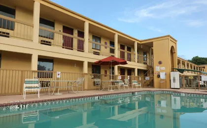 Red Roof Inn Ardmore