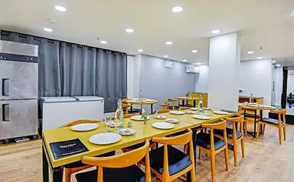 Super Townhouse The Royal Retreat