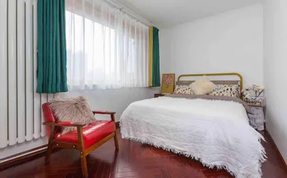 Splendiferous Apartment - Wang Jing