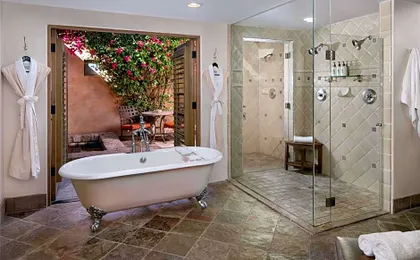 Royal Palms Resort And Spa