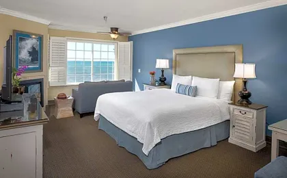 Sand Pebbles Inn