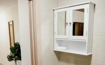 Flats near football clubs