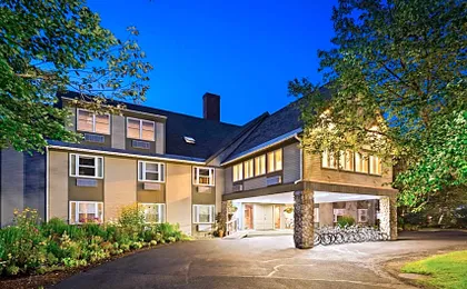 Silver Fox Inn