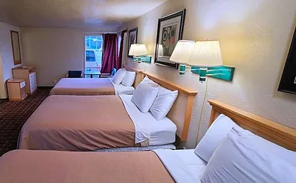 Economy Inn