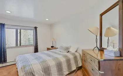 Peak 7 Mountain Lodge - Hot Tub & Expansive Views