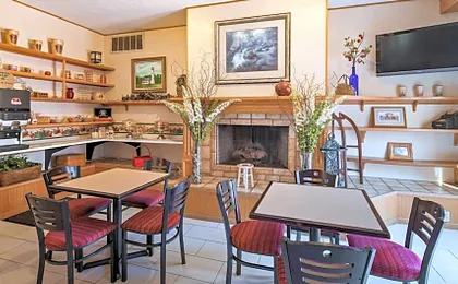 Apple Tree Inn, SureStay Collection by Best Western