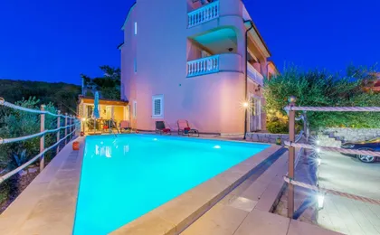 App Villa M Penthouse