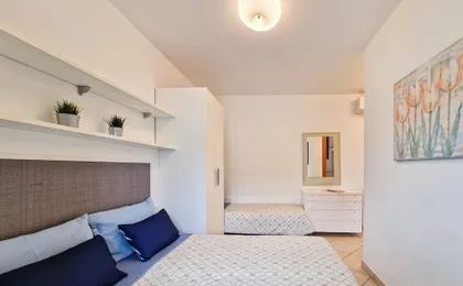 Garden Apartment With Pool in Holiday Village
