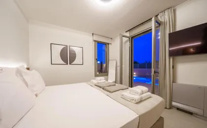 Casa Elegante