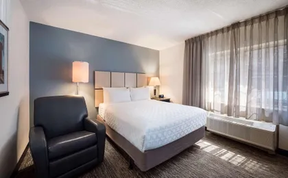 Sonesta Simply Suites Nashville Brentwood