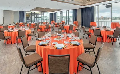 Holiday Inn - Portland - Columbia Riverfront By IHG