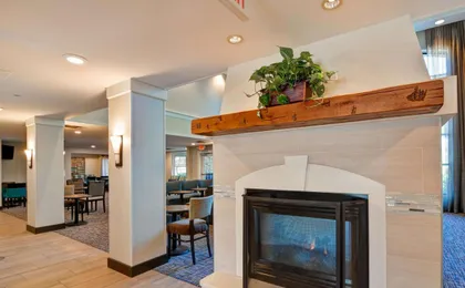 Homewood Suites by Hilton Aurora Naperville