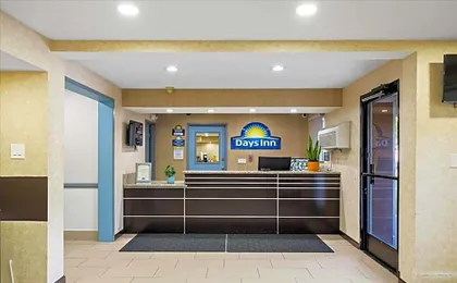 Days Inn by Wyndham Woodland