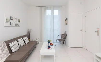 Nature 2 Pieces 3 Etoiles Calme Plein Centre Cannes 5 Mn Des Plages Et Palais