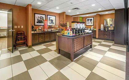 Hampton Inn & Suites Tulsa/Catoosa