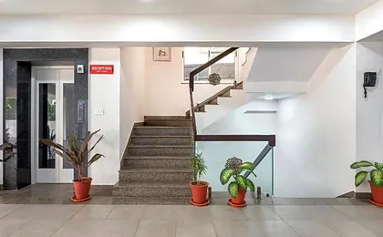 Palm Stay - Studios & Rooms