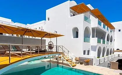Deluxe Suites Santorini