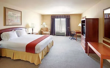 Holiday Inn Express & Suites Kerrville By IHG