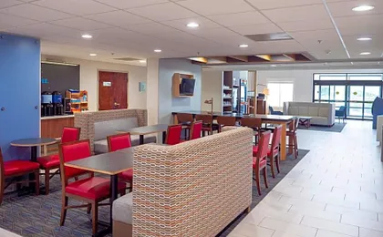 Holiday Inn Express & Suites Greenville Airport By IHG