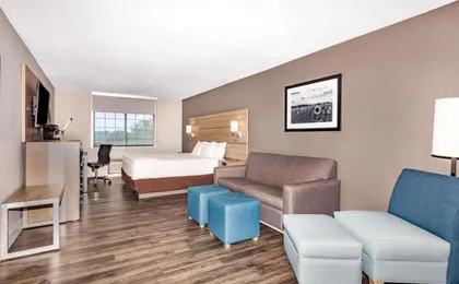 La Quinta Inn & Suites by Wyndham Joplin