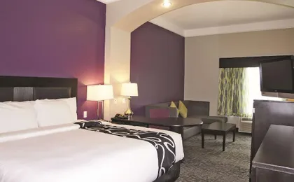 La Quinta Inn & Suites by Wyndham Pearland - Houston South